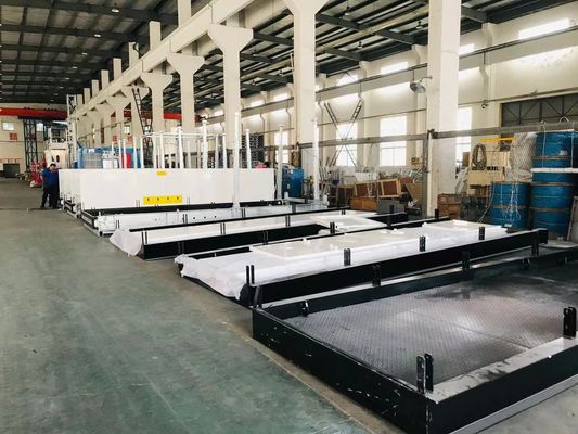 4.2m 幅の材料積載プラットフォーム 建設現場のための熱電熱ビームボルトチェーン
