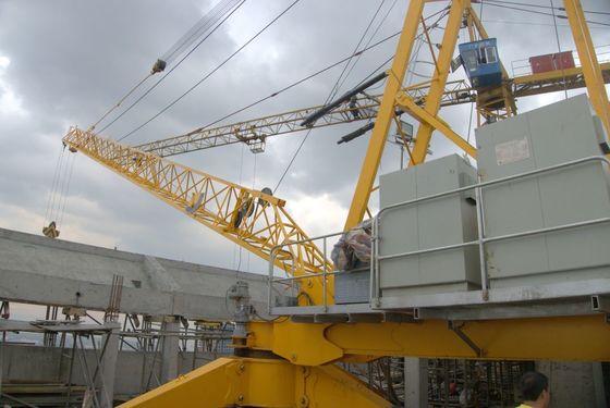 お買い得 380V 屋根建設タワークレーン CE認証 内部クライミングクレーンの解体 オンライン