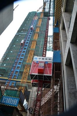 お買い得 シングルケージ 11kw 外部建設エレベーター 150m 建設現場ハイスター オンライン